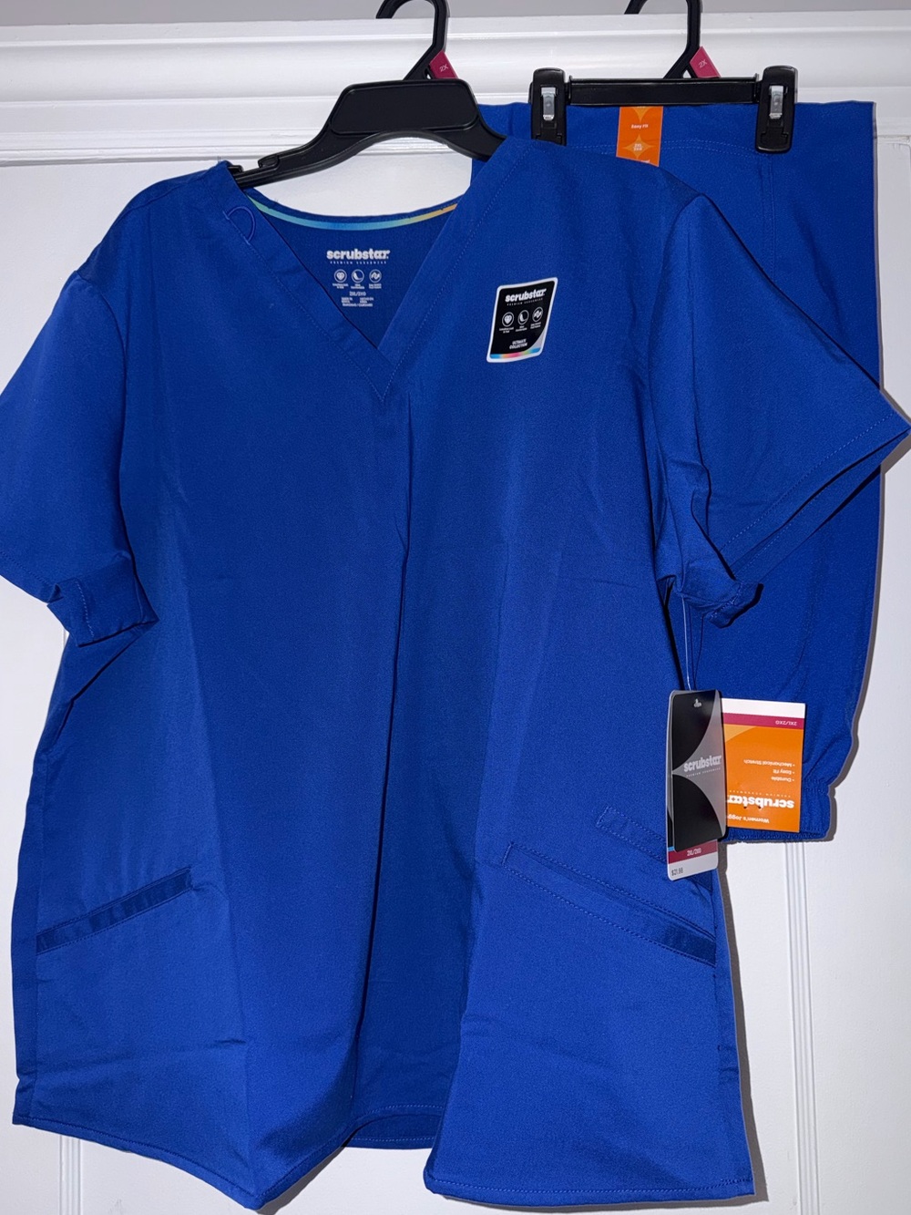 NWT Scrubstar Scrub Jogger Set Size 2X Electric Blue Color 💙